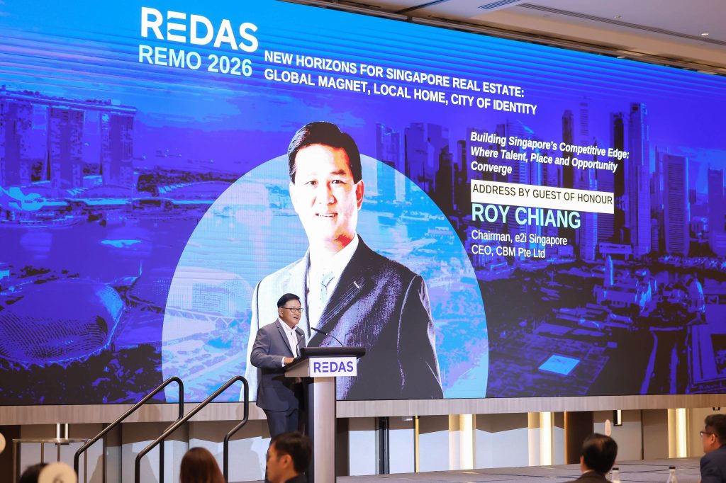 Mr Roy Chiang, Chairman of e2i Singapore and CEO of CBM Pte Ltd, delivering the Guest of Honour address